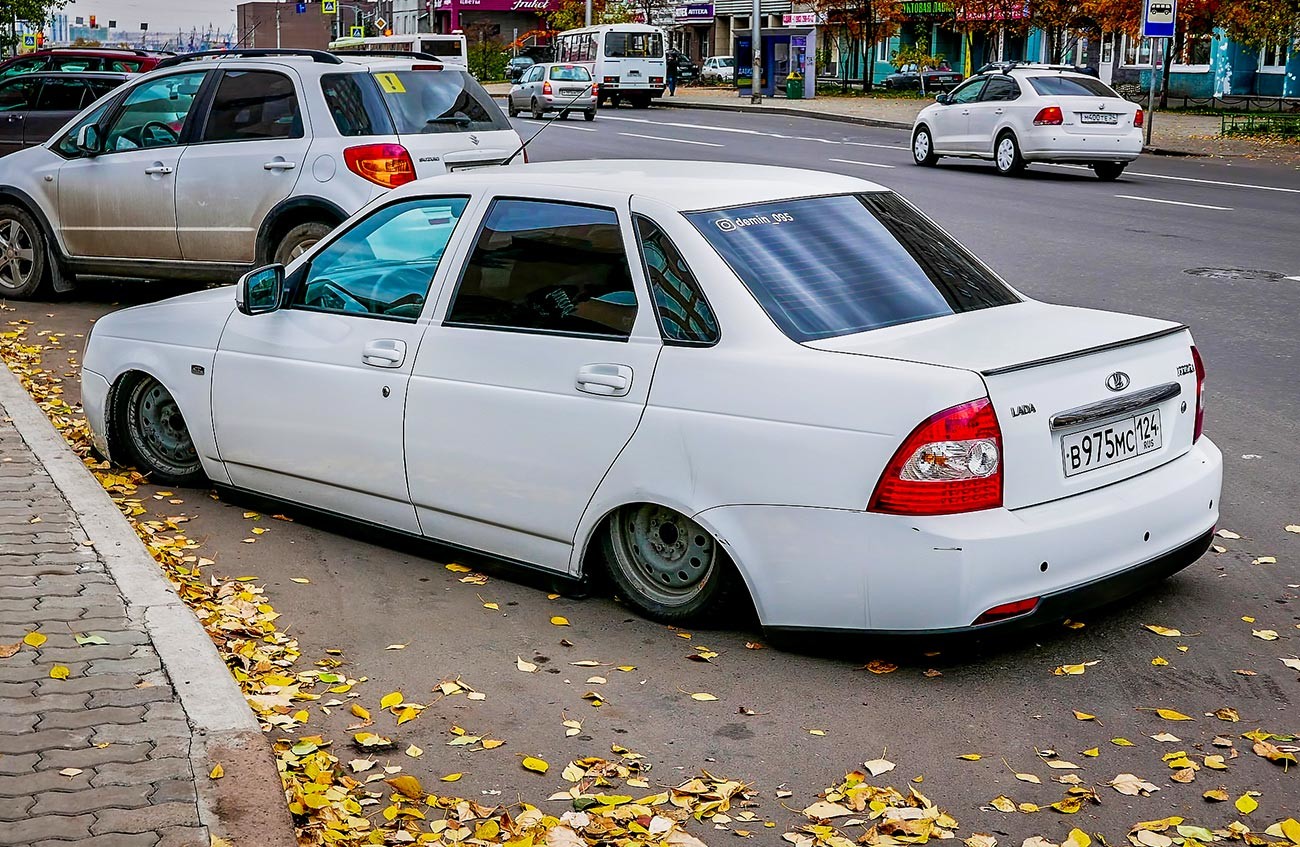 Модель lada rs0y5l