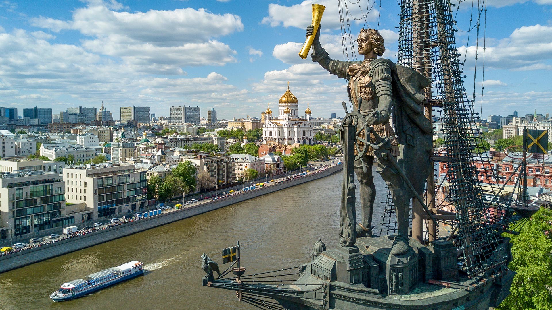 5 most controversial monuments in Moscow - Russia Beyond
