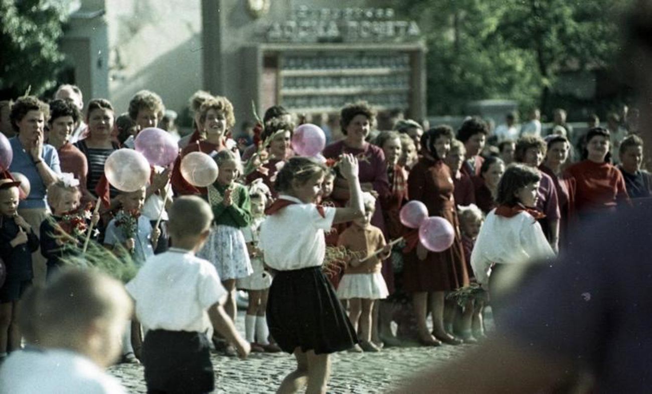 На демонстрации в Тирасполе, 1964 