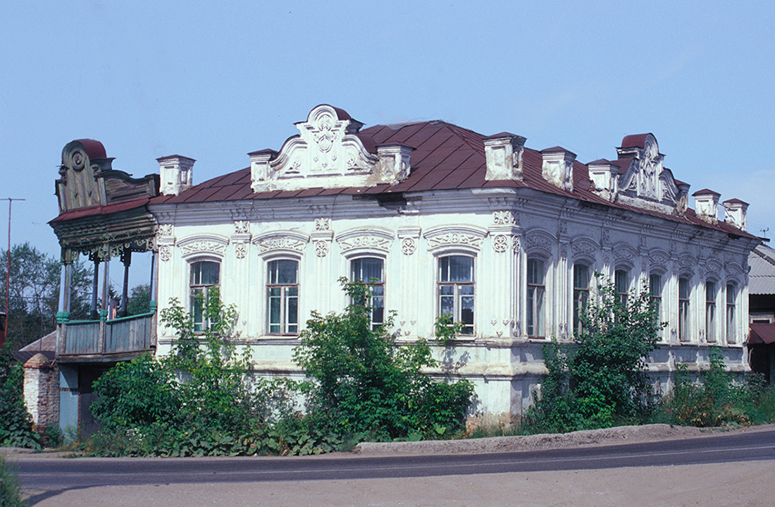 Maison et magasin de la fin du XIXe siècle, allée de l’Enfance et rue Soviétique