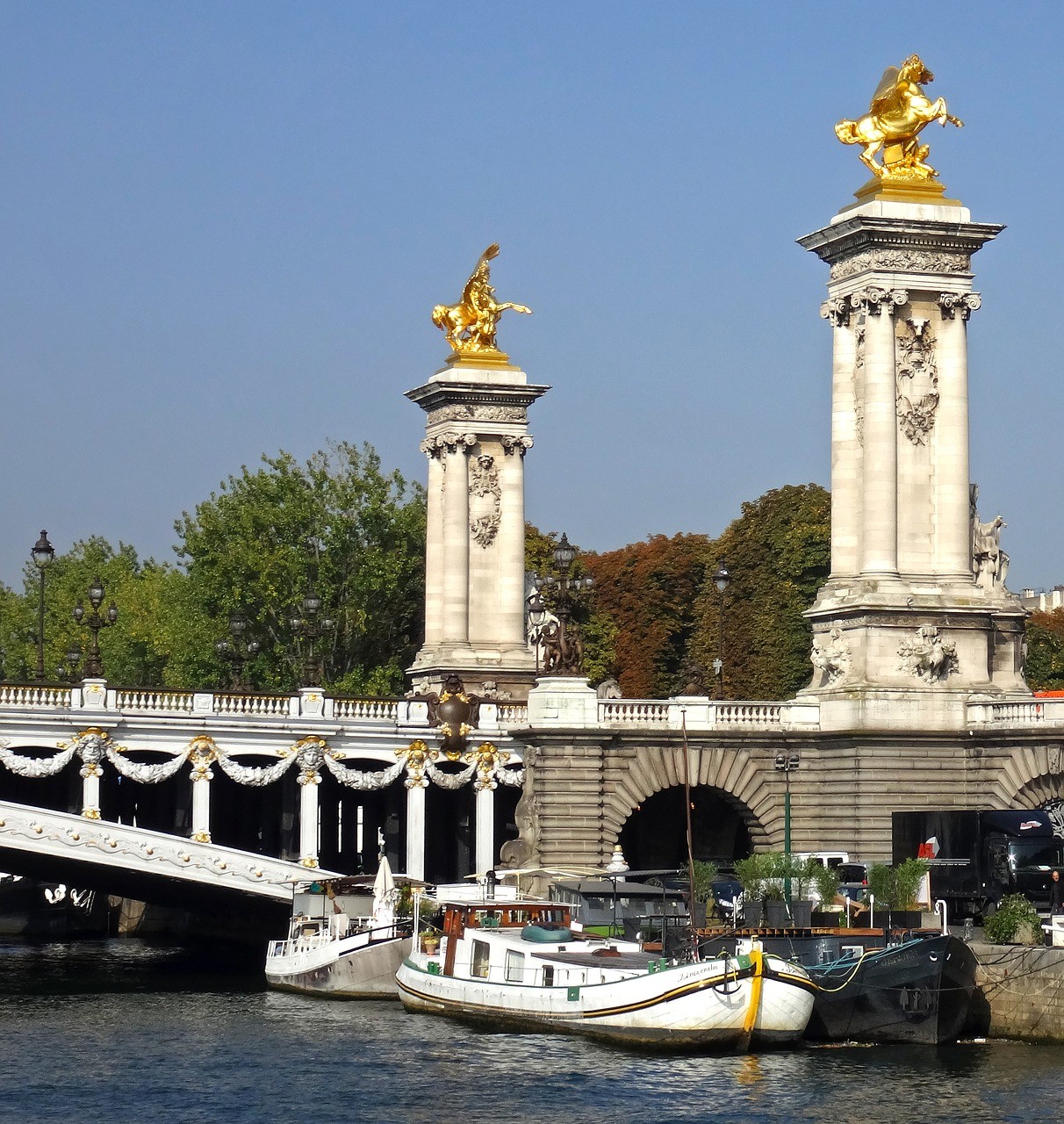 Pont Alexandre III de Paris symbole et t moin de l amiti  