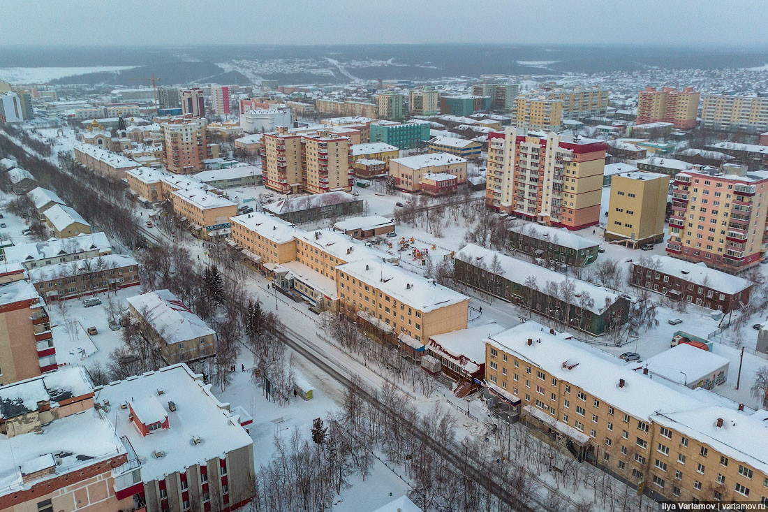 Мирный что за дыра. Смотреть фото Мирный что за дыра. Смотреть картинку Мирный что за дыра. Картинка про Мирный что за дыра. Фото Мирный что за дыра