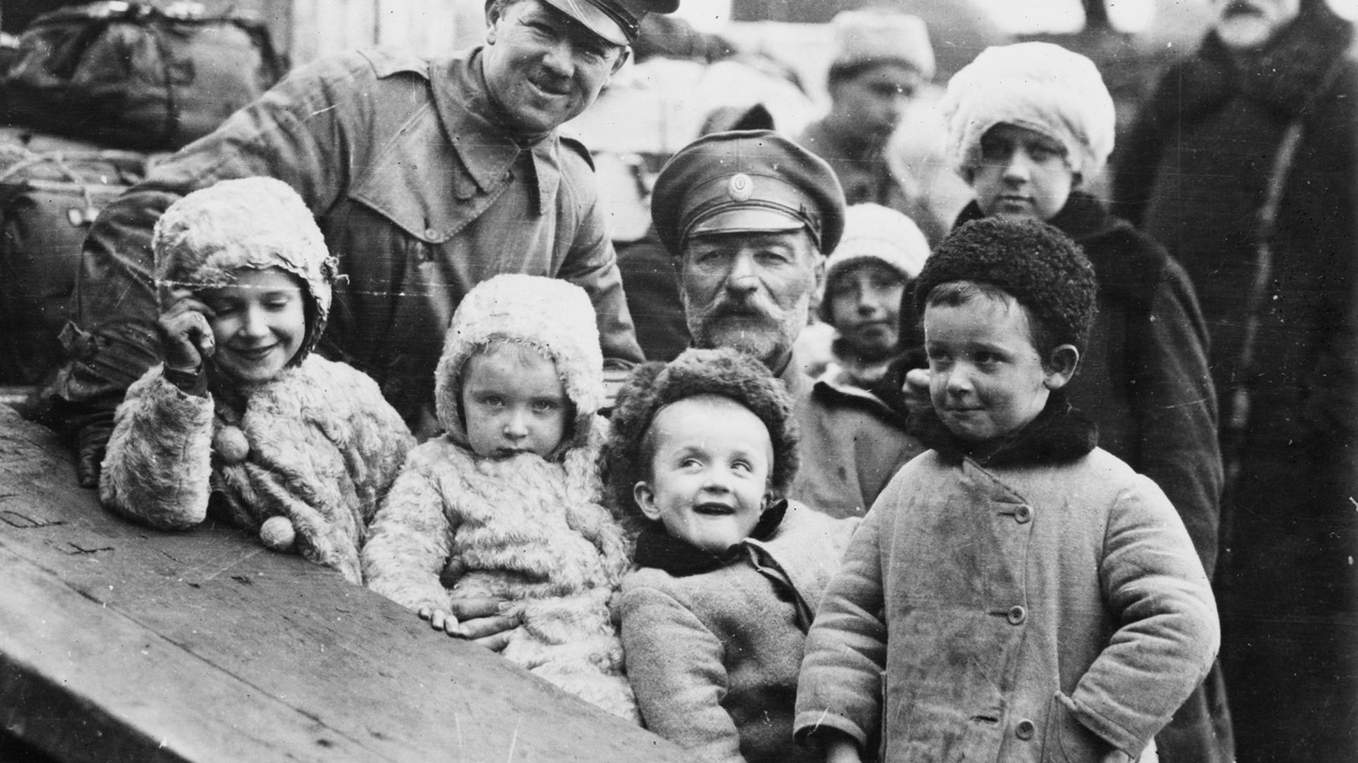 How Millions Of Russians Fled Russia After 1917 Revolution PHOTOS