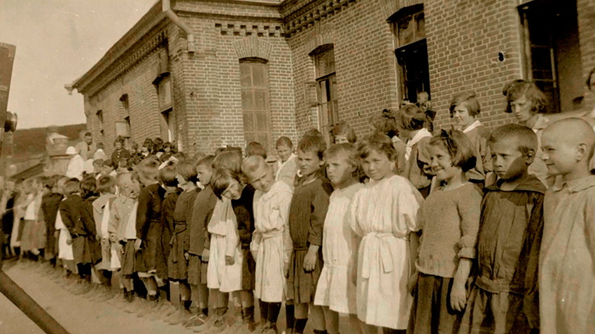 How Americans rescued 800 Russian children during the Civil War in Russia - Vimarsana News