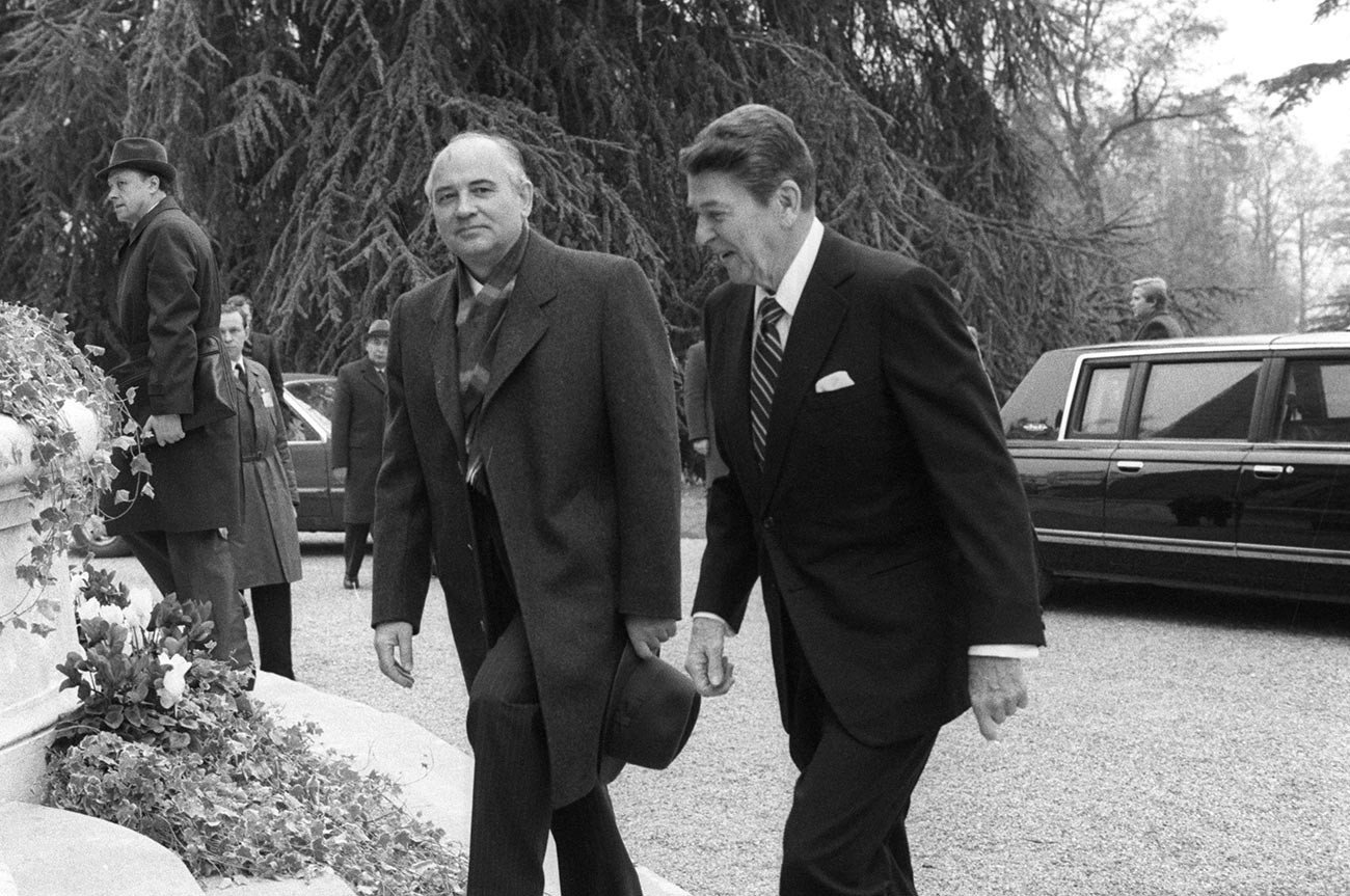How Reagan and Gorbachev met to prevent WWIII (PHOTOS) - Russia Beyond