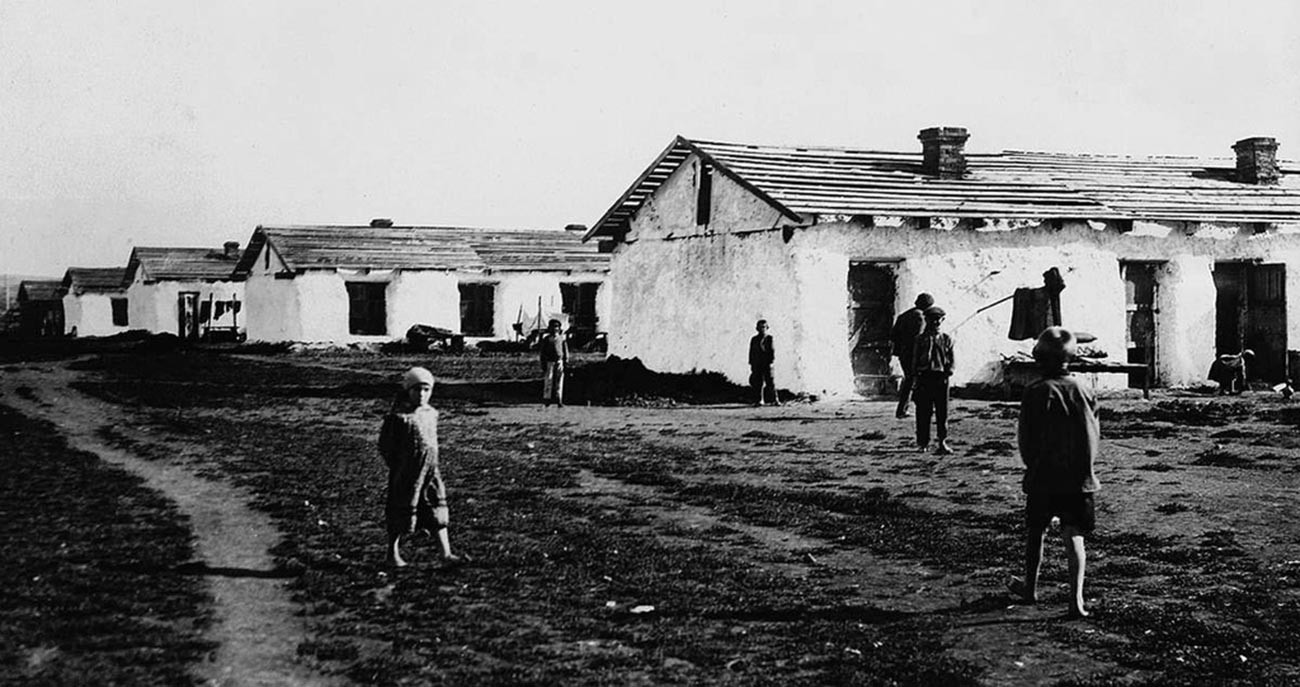 понятие депортация относящееся к истории ссср 1940 х гг означает. Смотреть фото понятие депортация относящееся к истории ссср 1940 х гг означает. Смотреть картинку понятие депортация относящееся к истории ссср 1940 х гг означает. Картинка про понятие депортация относящееся к истории ссср 1940 х гг означает. Фото понятие депортация относящееся к истории ссср 1940 х гг означает