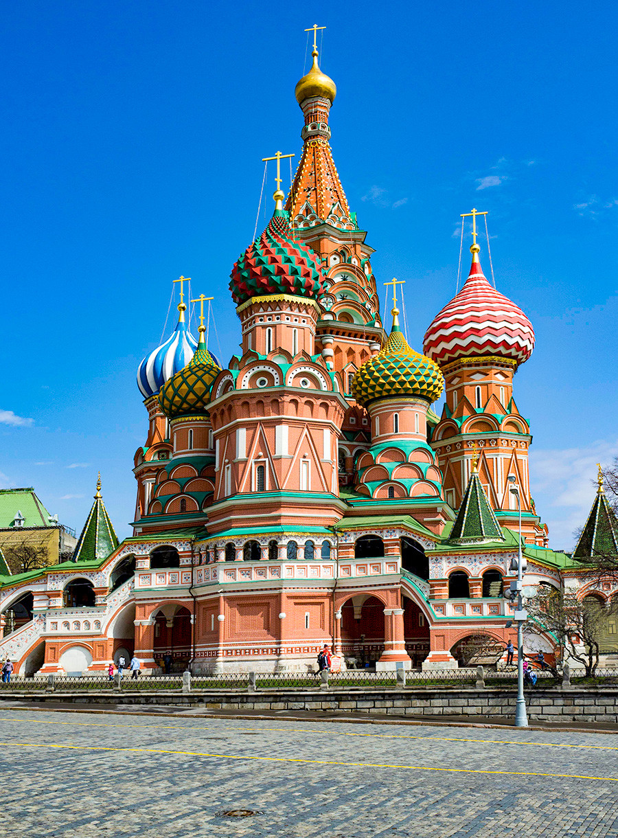 Защо руските църкви имат куполи с формата на луковици? - Russia Beyond ...