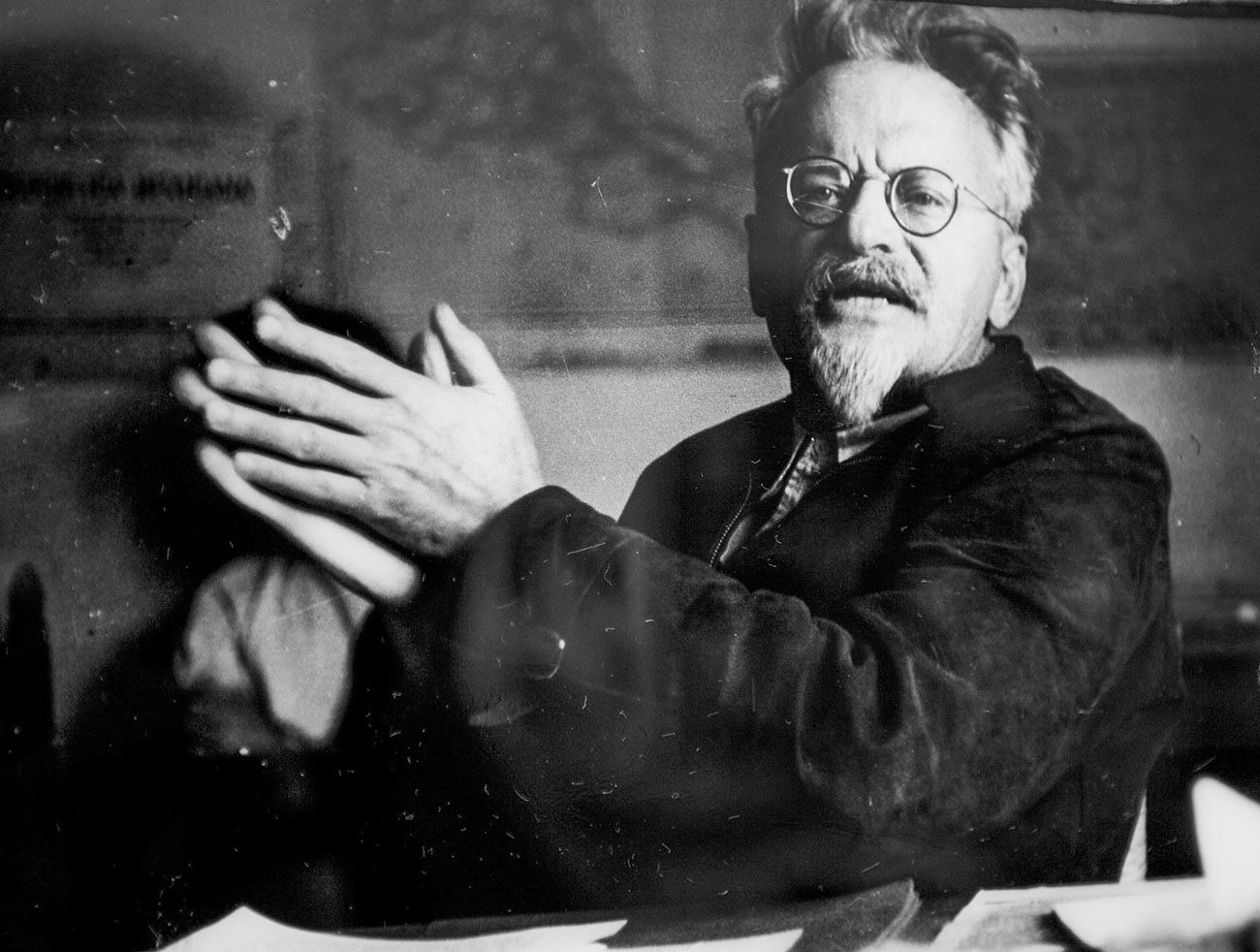 how-stalin-and-trotsky-came-to-blows-russia-beyond