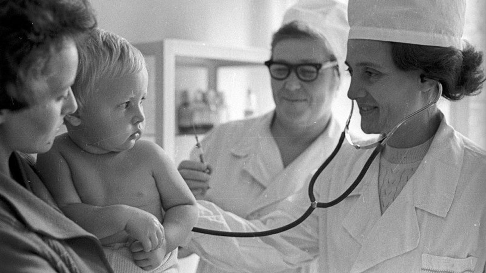 ロシアとソ連の予防接種を記録した写真 ロシア ビヨンド