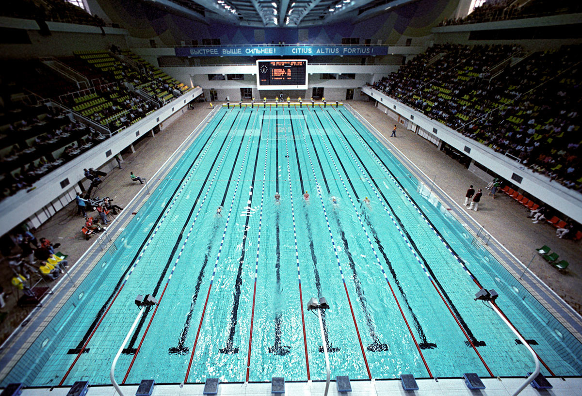 The rise and fall of Moscow’s majestic Olimpiyskiy Stadium - Russia Beyond