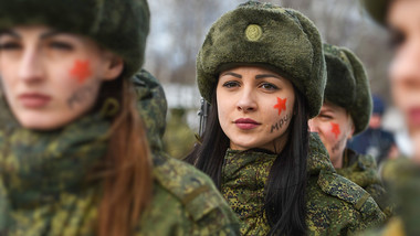 ロシア人女性 ロシア ビヨンド