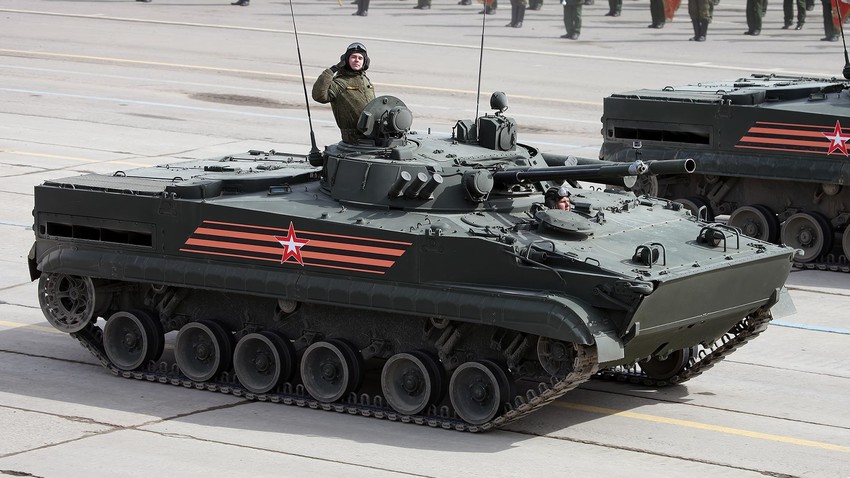 What armaments will parade in Moscow for Victory Day?