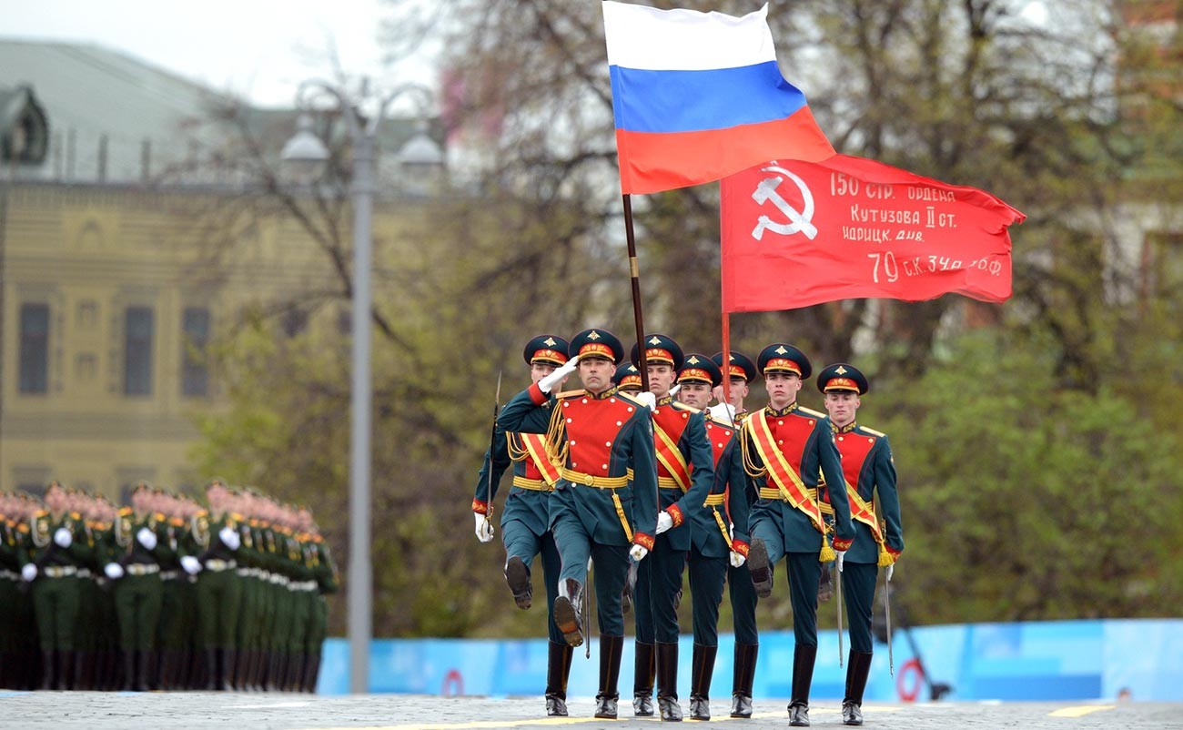 El desfile de la Victoria en el centro de Moscú, en fotos Russia