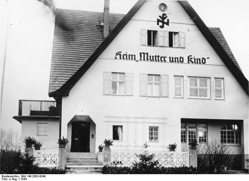Sede de la organización Mutter und Kind (‘Madre e Hijo’) 1944.