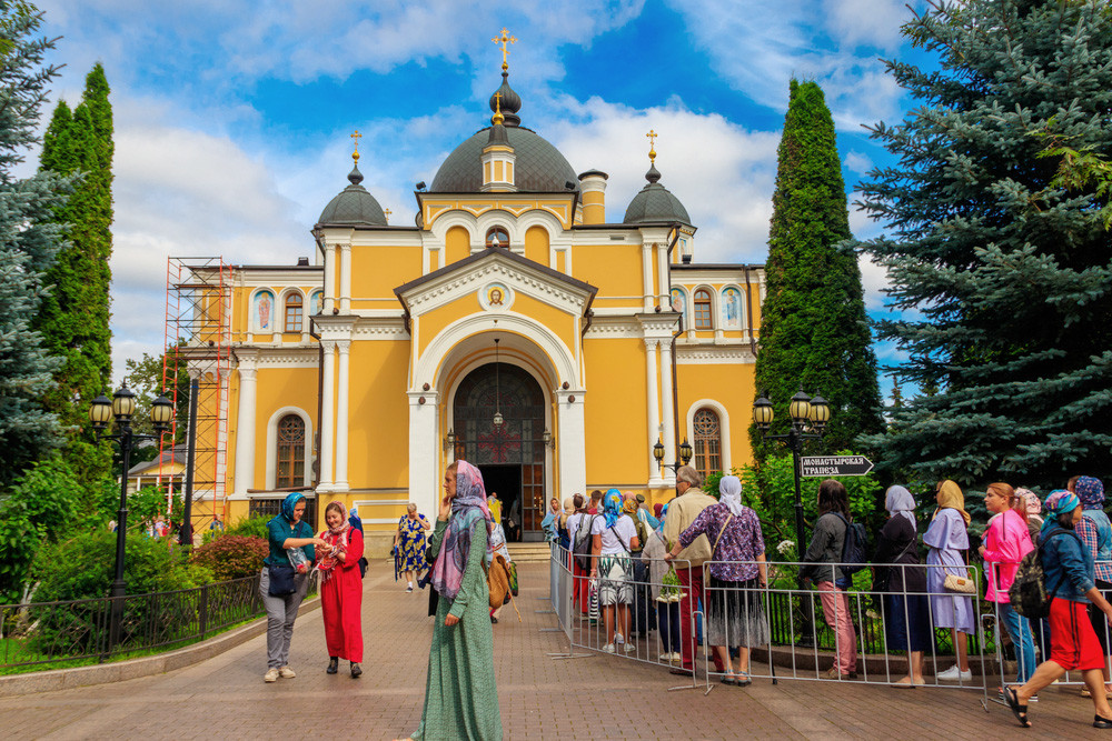 The church at Pokrovsky Monastery, Moscow