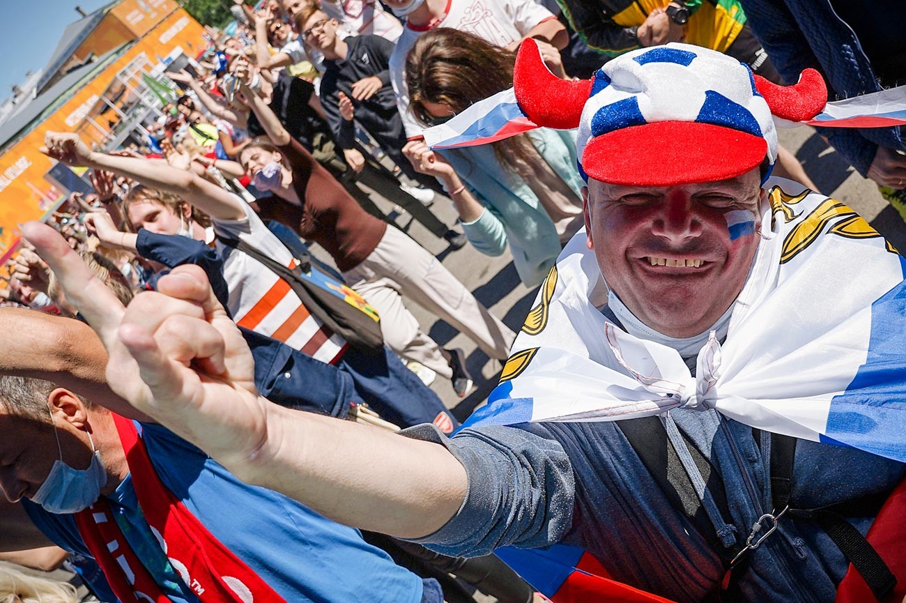 Pourquoi La Russie Joue L Euro La fièvre footballistique s’est-elle emparée de Saint-Pétersbourg pour