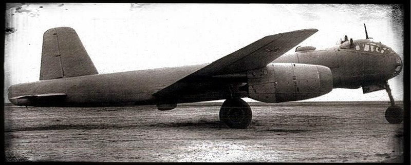 Primer prototipo del Junkers/OKB-1 EF 140 (1948)