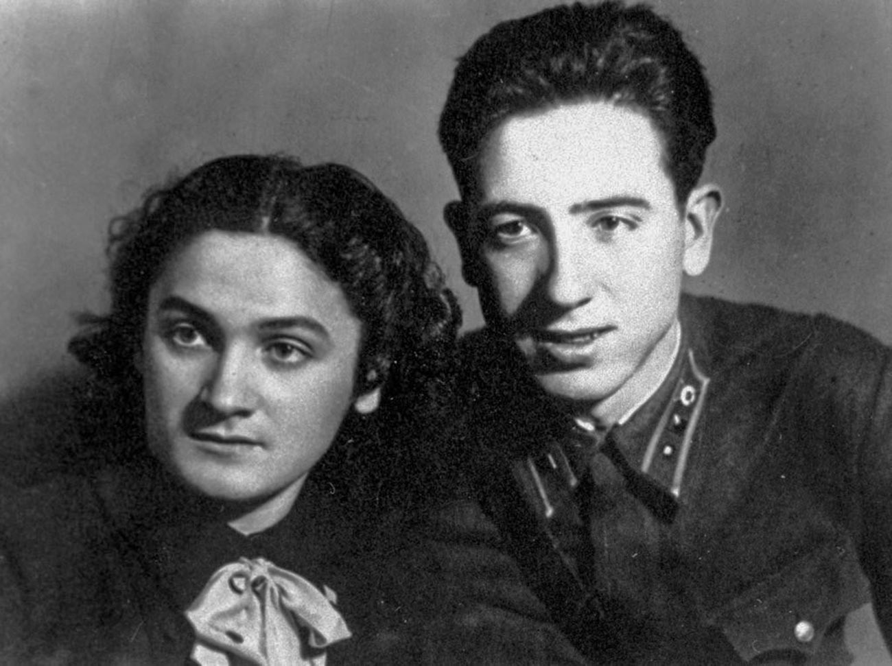 Ruben Ruiz Ibarruri with his sister Amaya.