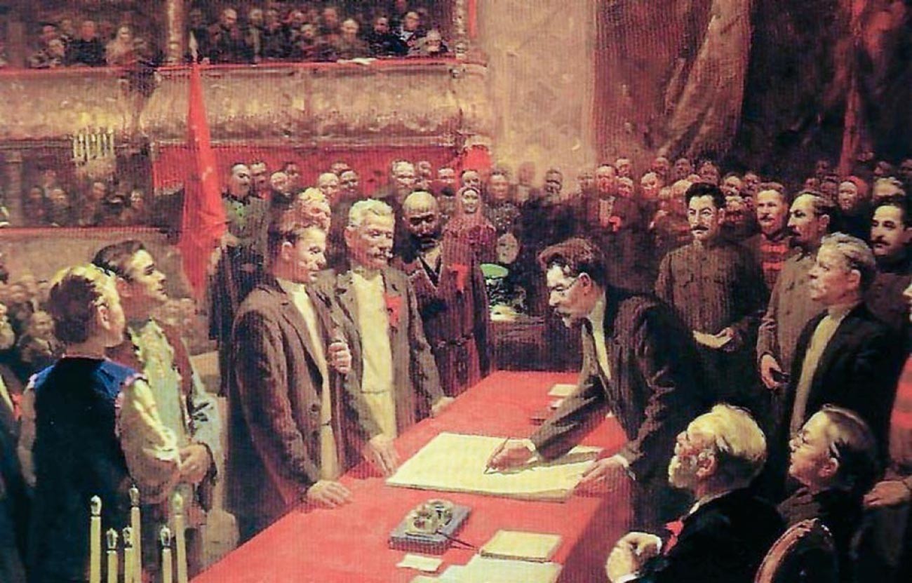 Perché la Russia si chiamava URSS? Russia Beyond Italia Perché la Russia si chiamava URSS? Russia Beyond Italia
