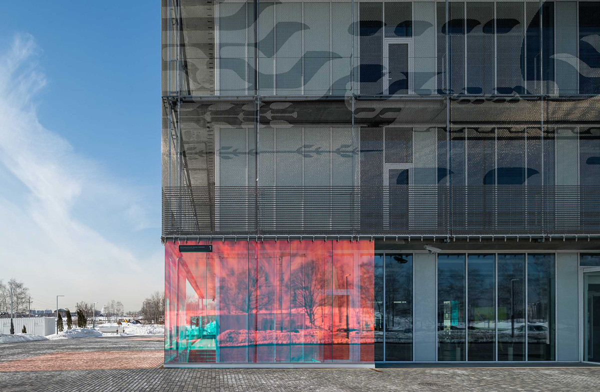 Hypercube in Skolkovo