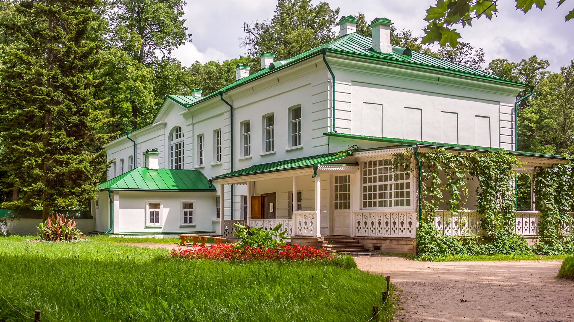 Tolstoy's house in Yasnaya Polyana