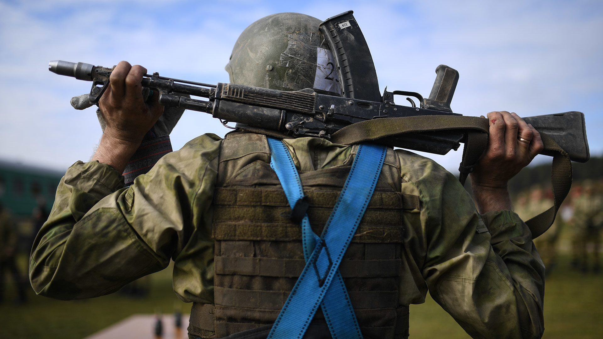 なぜakは今なお世界で最も頑丈な銃なのか ロシア ビヨンド