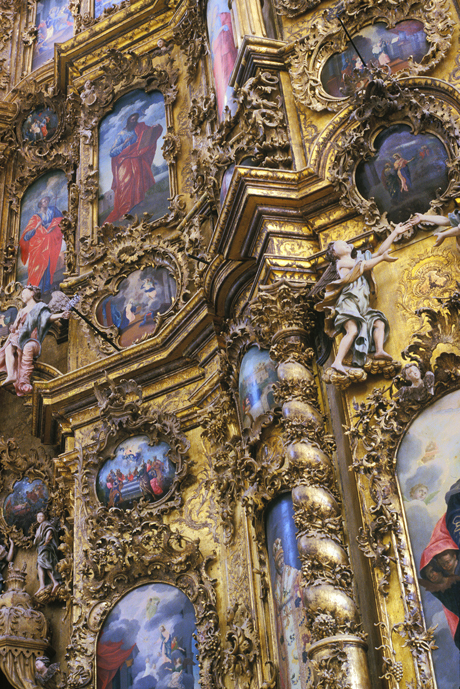 Trinity-Gleden Monastery. Trinity Cathedral icon screen. Left segment with icons on Festival & Deesis Rows. July 23, 1998
