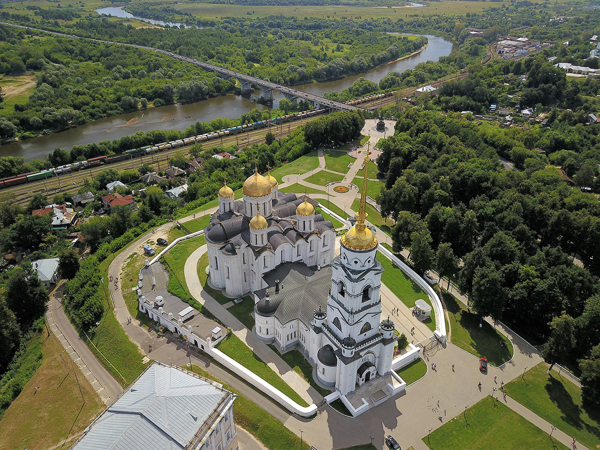 Die Mariä-Entschlafens-Kathedrale in Wladimir.