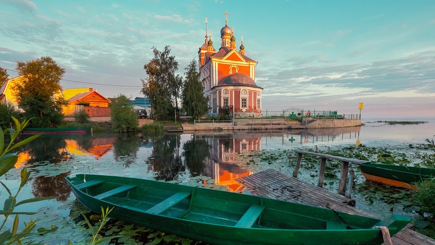 How many churches are there in Russia? - Vimarsana News