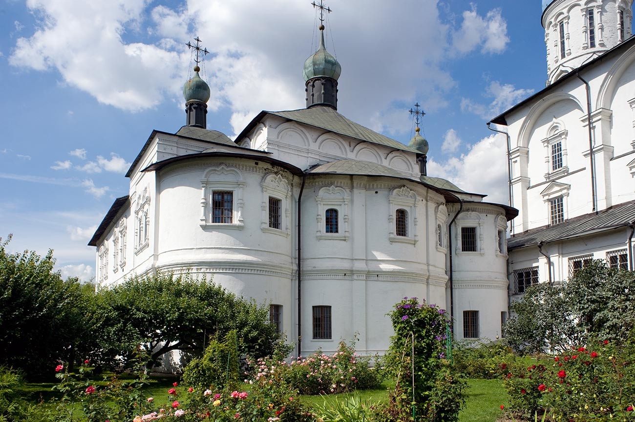 Novospassky Monastery. Refectory Church of the Intercession, southeast view. August 18, 2013