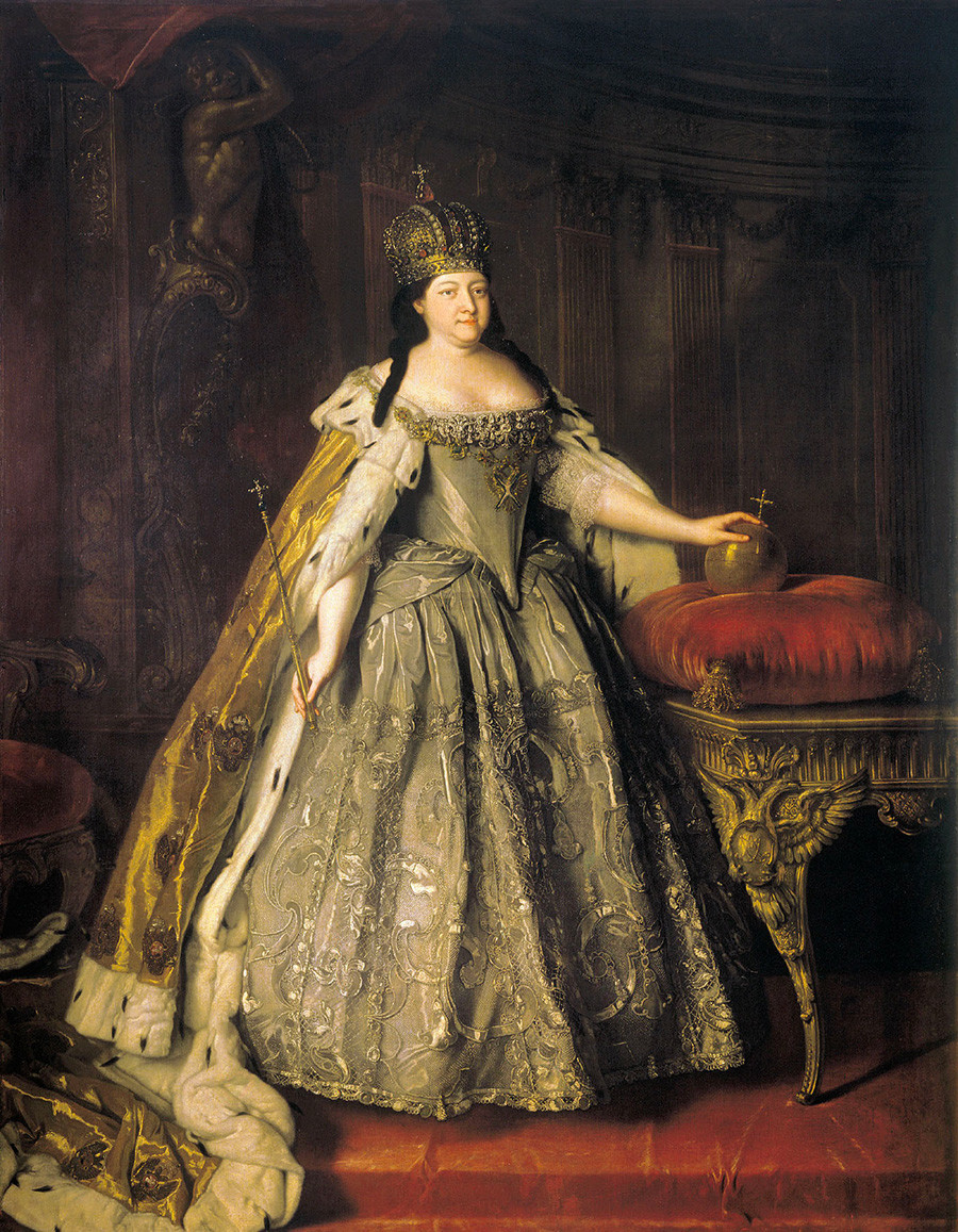 Louis Caravaque. Portrait of Empress Anna Ioannovna, 1730
