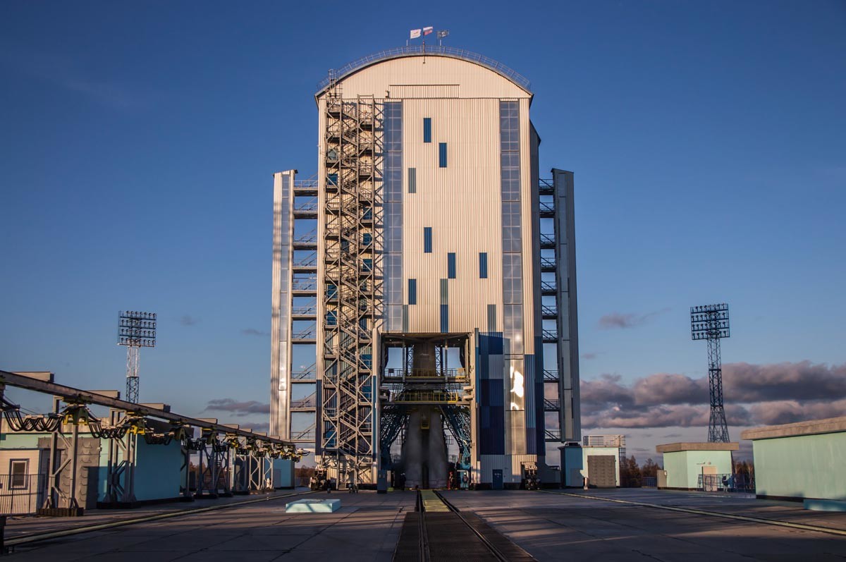 Launching Soyuz-2.1b rocket booster carrying 36 OneWeb satellites from Vostochny Cosmodrome