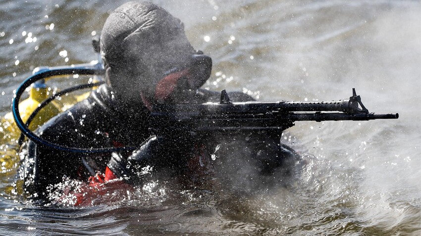 NON-AKs used by Russian Spec Ops units (PHOTOS) - Vimarsana News