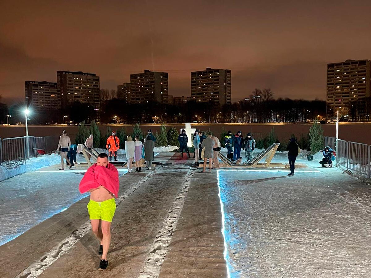 The ice hole and the ice cross on the Golovinsky pond, Moscow.