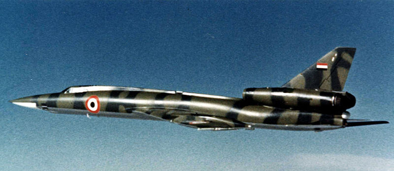 Tu-22 libio en vuelo en 1977  