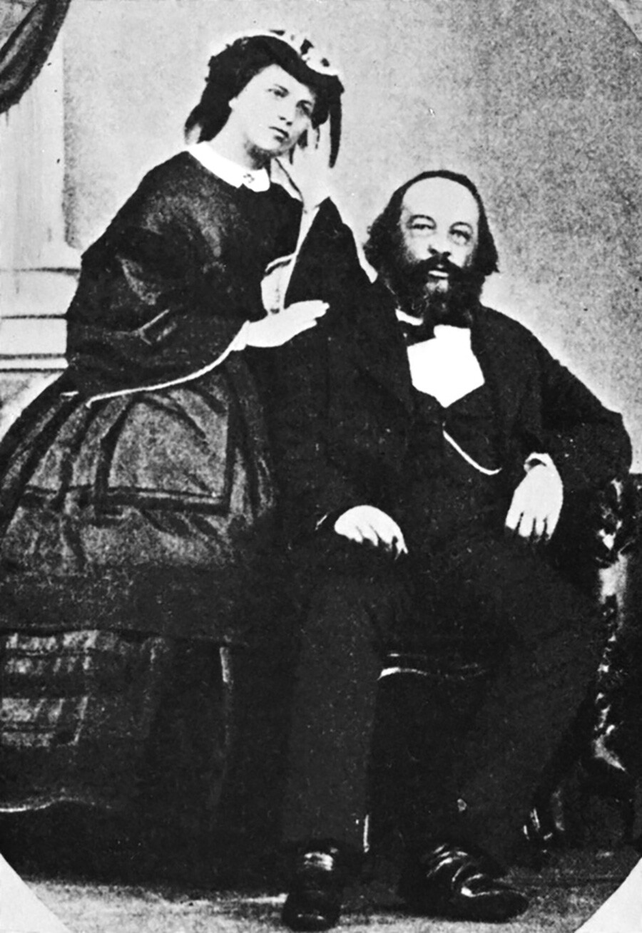 Бакуњин и Антонина Квјатковска. Фотографија из 1861.