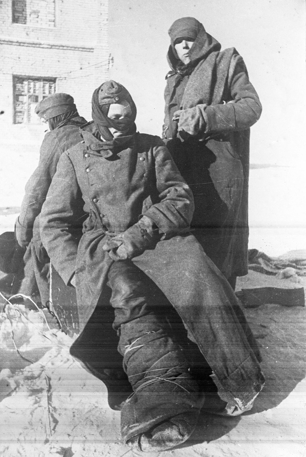  Пленени немци край Сталинград, януари 1943 година 