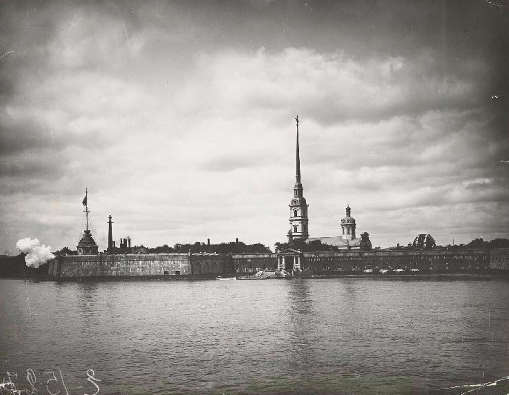  Петропавловската цитадела 