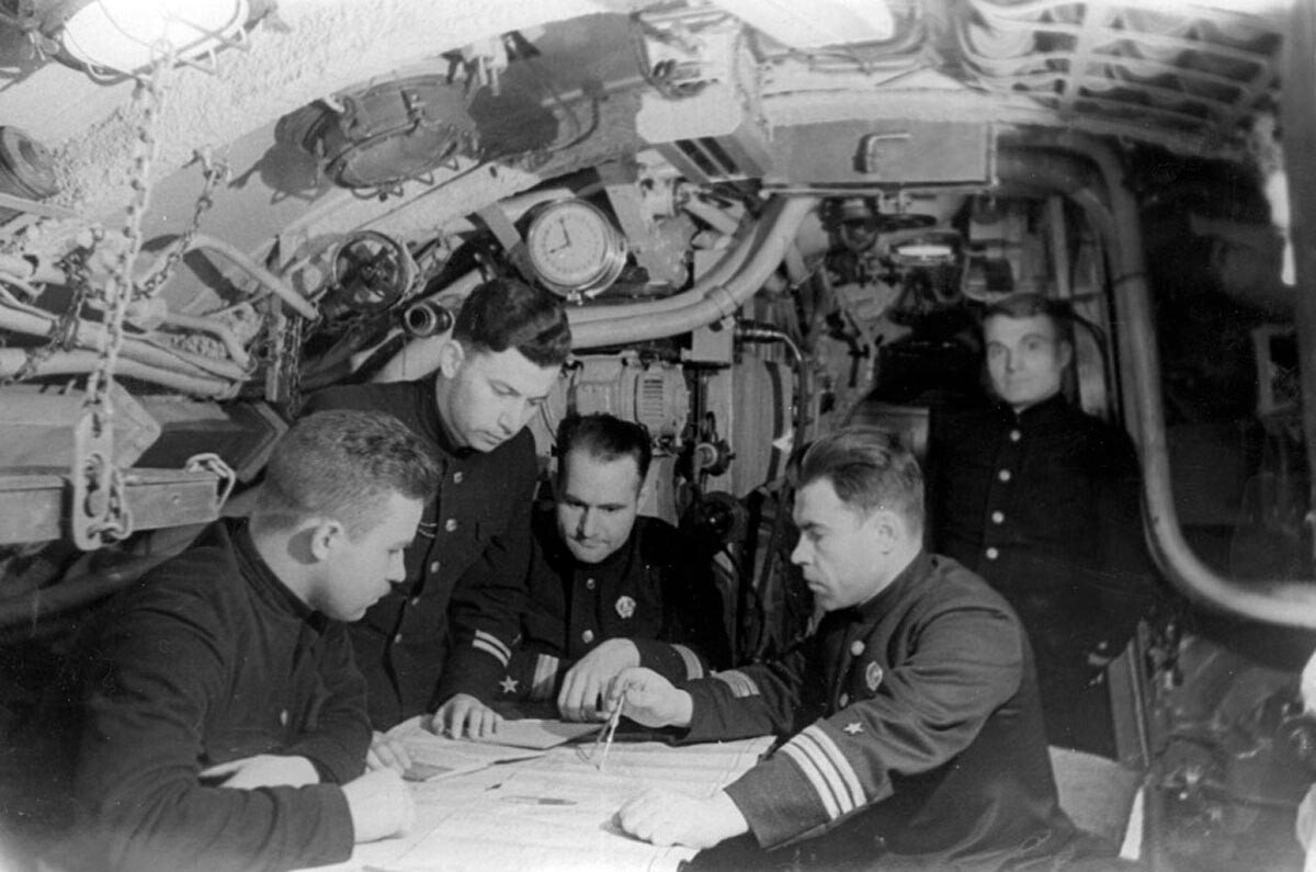  Среща на командния състав в Щ-303, 1942 година 