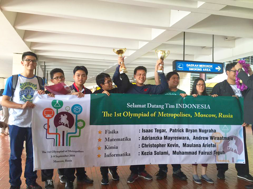 Kontingen SMA Jakarta Raih Peringkat Kedua pada Olimpiade Sains di Moskow