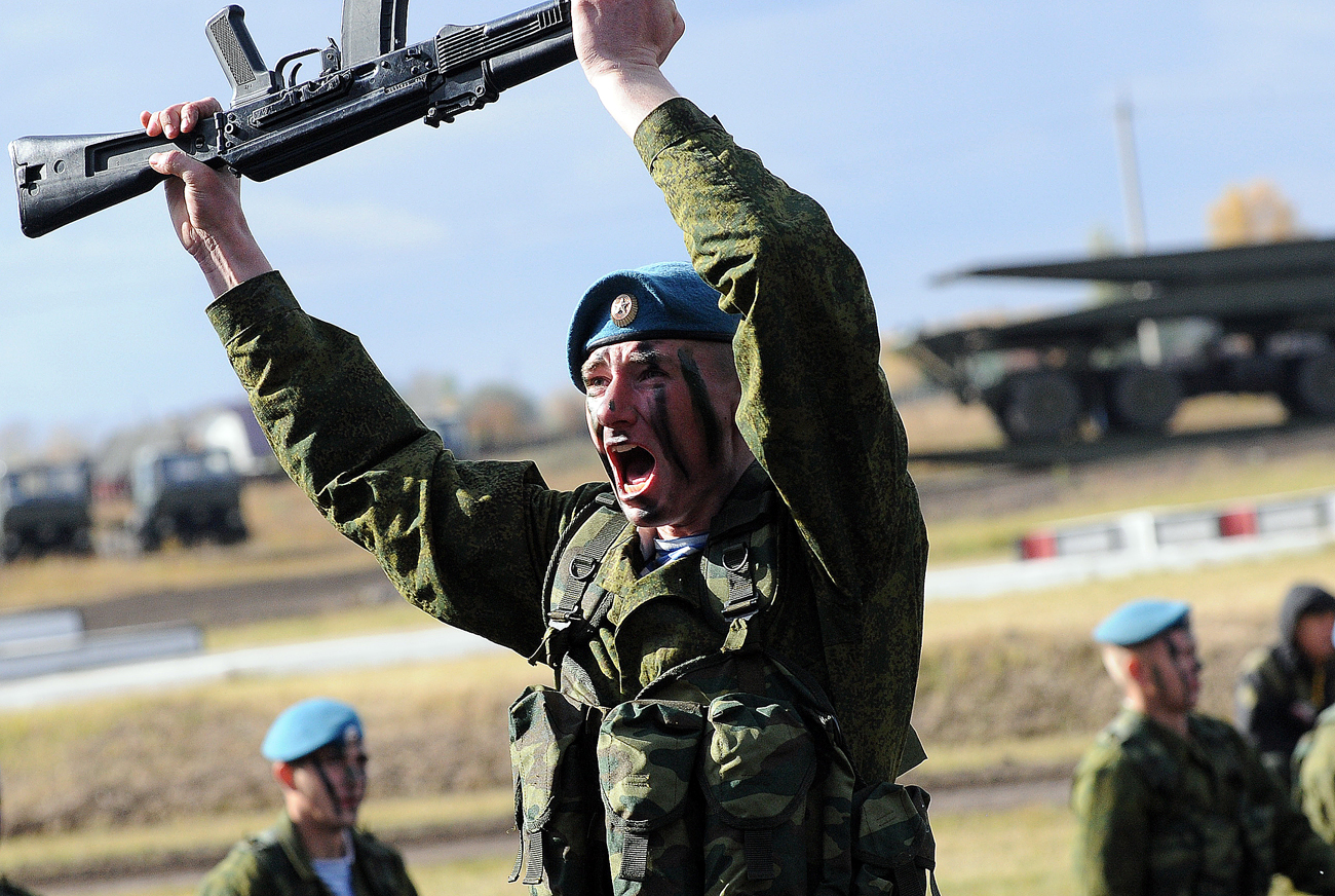 Latihan Militer Terencana untuk Uji Coba Sistem Manajemen Tentara Rusia