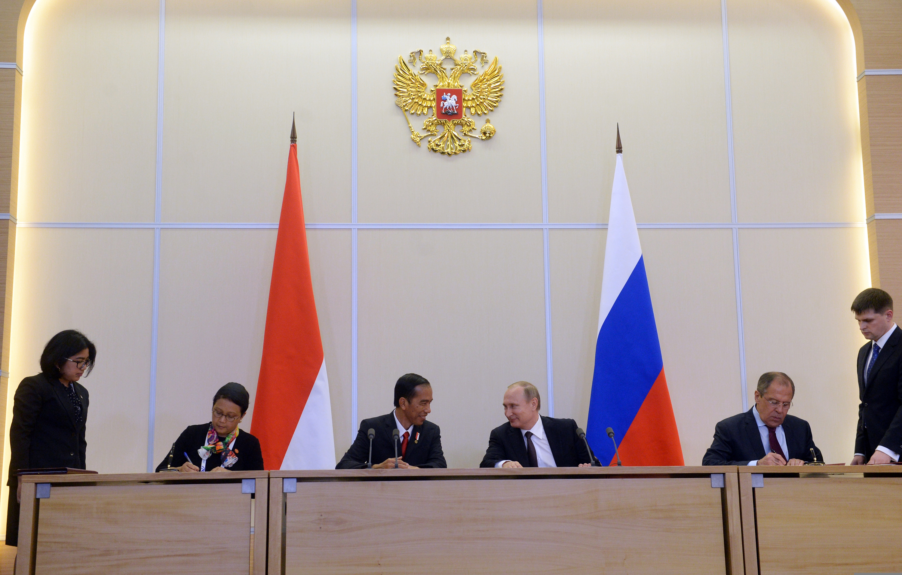 Rusia-Indonesia Tanda Tangani Kesepakatan Kerja Sama Pertahanan