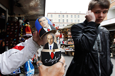  Dari Kaus Hingga Celemek, Figur “Putin” Selalu Tarik Minat Turis Mancanegara