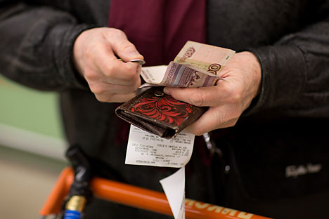 Debt repayment falters as ruble stays unsteady