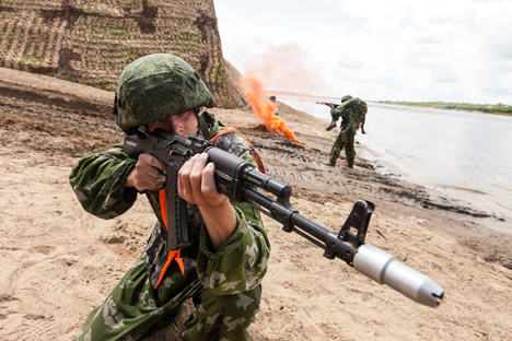 Strategi AL Rusia Versus Strategi Militer AS: Deklarasi dan Rencana