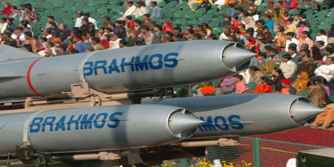Su-30MKI with BrahMos missiles may join ranks of Indian army in early 2017