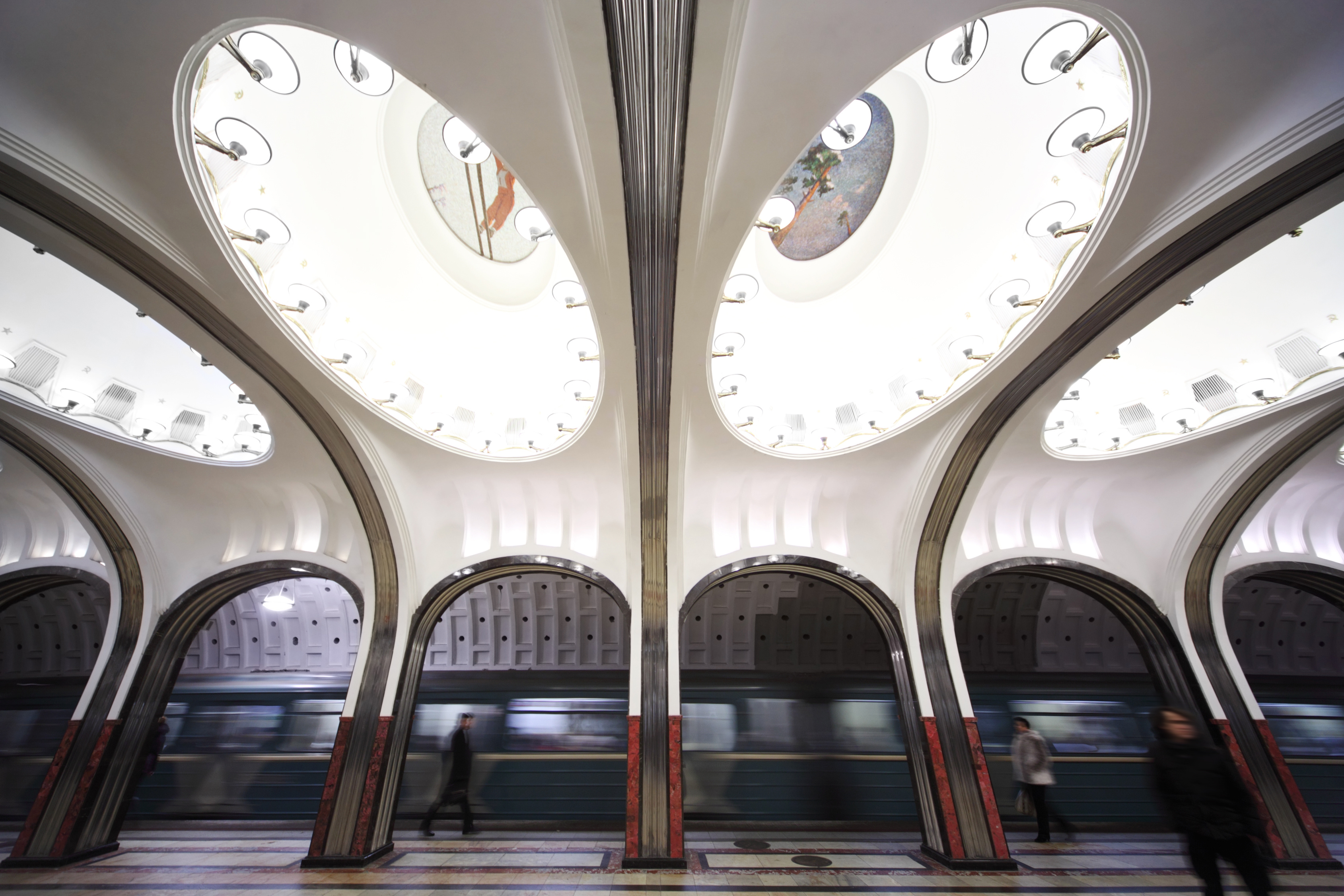 Stanice Moskovskog metroa – Podzemni muzeji povijesti i umjetnosti