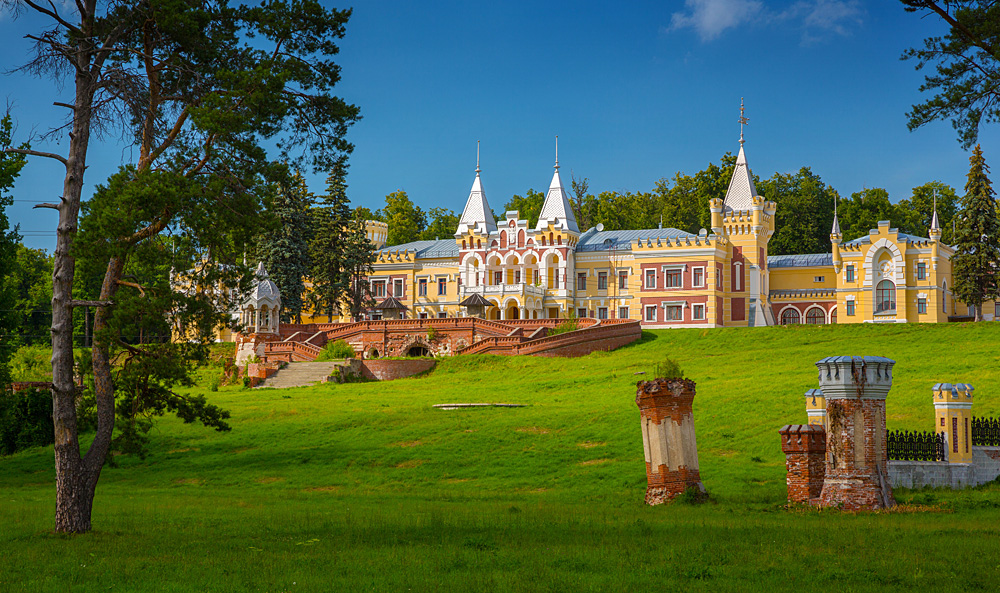 Sedam čarobnih dvoraca Rusije koje nećete naći u turističkim vodičima