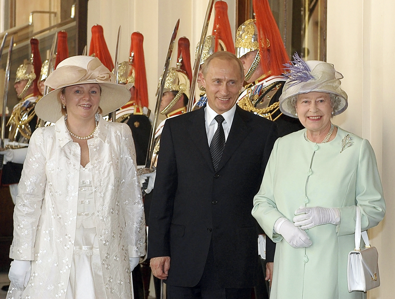 Ljudmila Putina mit ihrem Ehemann Wladimir Putin beim Staatsbesuch in Großbritannien am 24. Juni 2003. Foto: Alexey Panov / RIA Novosti