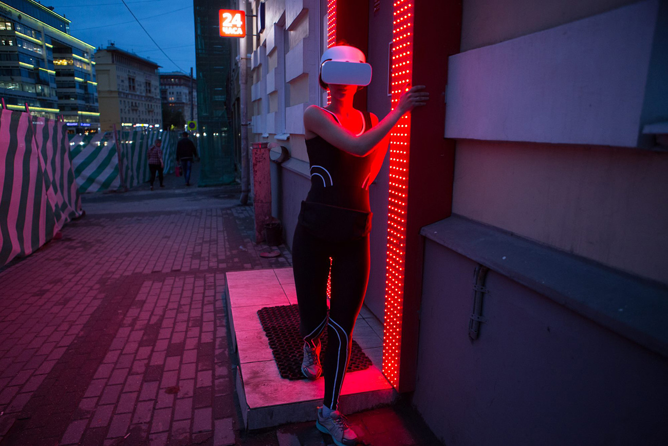 Katrin Nenasheva on streets of central Moscow / Natalia Budantseva